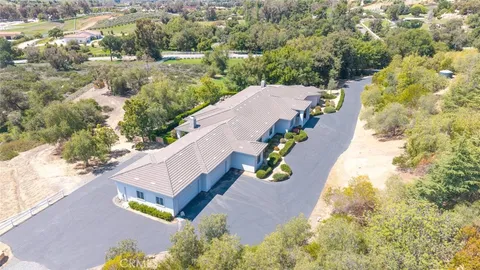 20246 Avenida De Arboles, Murrieta, CA MLS: SW25077136