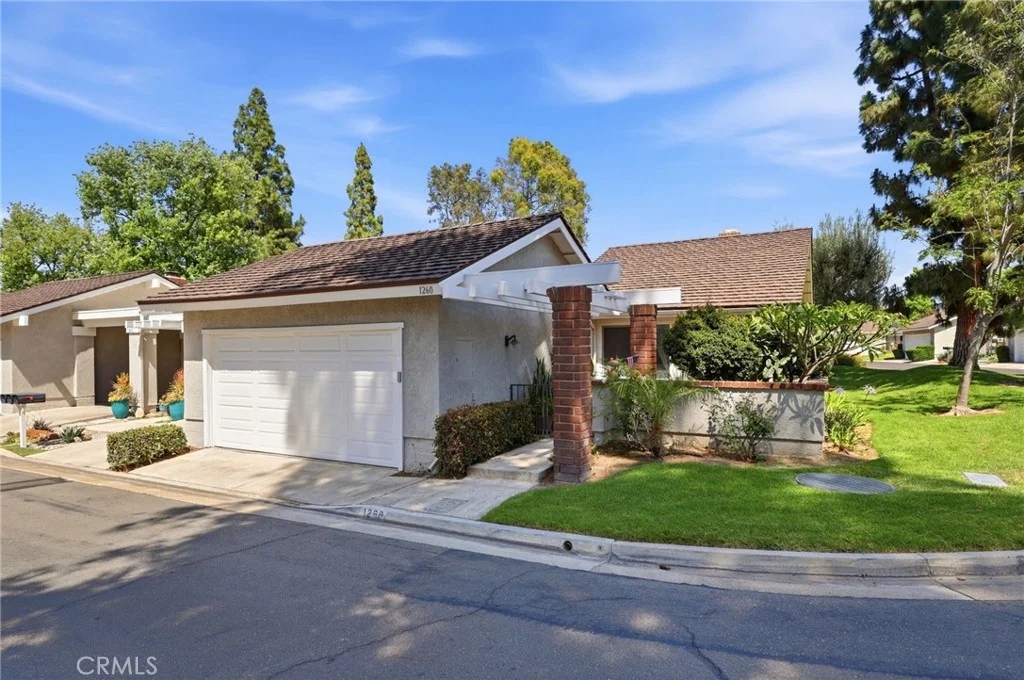 1260 Tiburon St, Placentia, CA 92870 photo 2