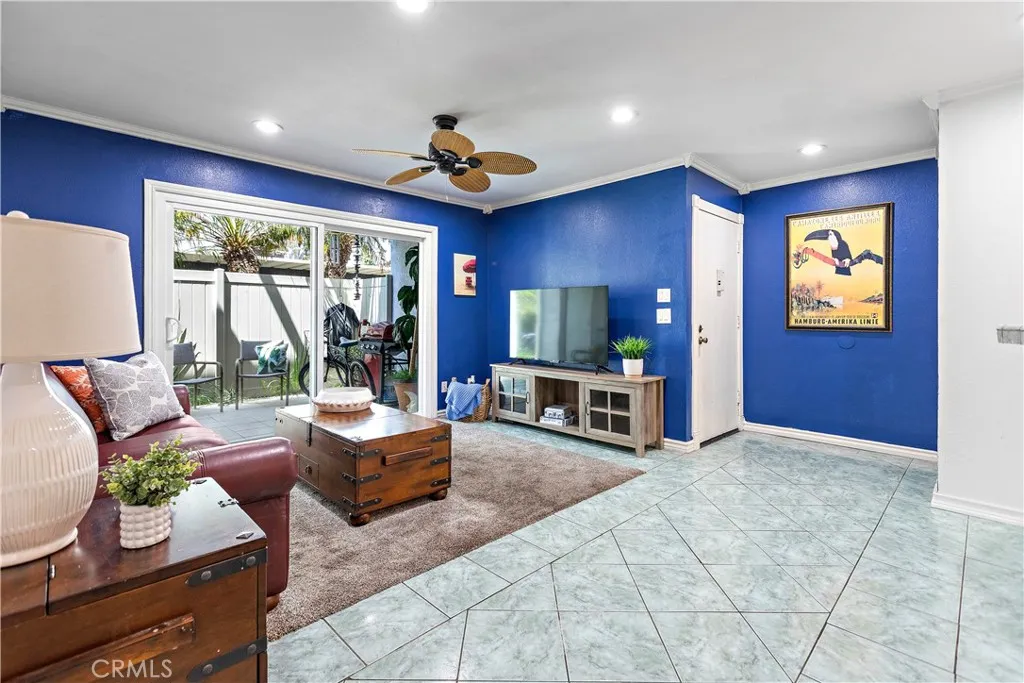 Additional image 30 of 215 Wichita Ave. Unit 306, Huntington Beach, CA 92648