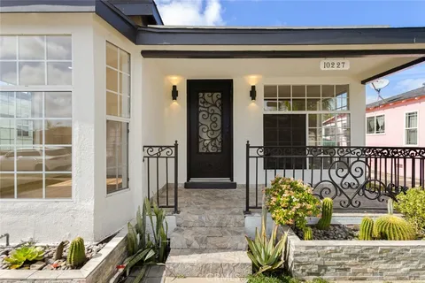 10227 Rosewood Avenue, South Gate, CA 90280 - MLS#: CV25035355