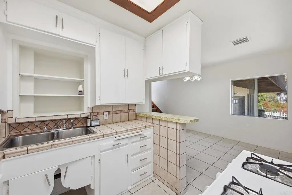 Additional image 27 of 1650 Walnut Drive, Chula Vista, CA 91911