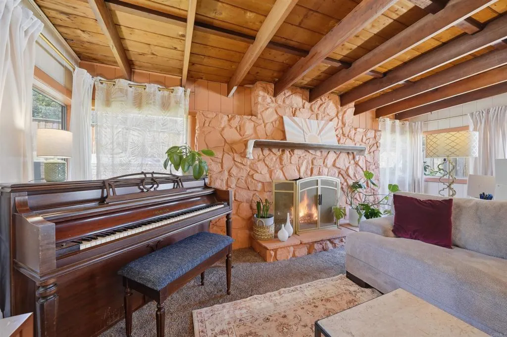 Additional image 42 of 976 Finch Street, El Cajon, CA 92020