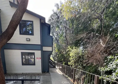25 Stenner Street Unit C, San Luis Obispo, CA MLS: SC25039789