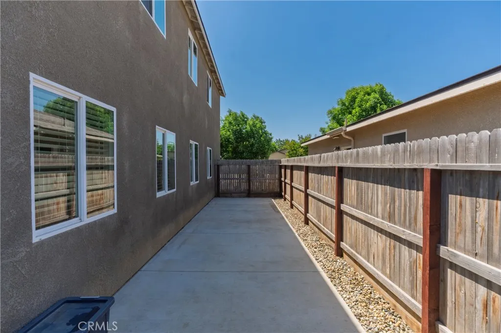 689 Coppola Court, Merced, CA 95348