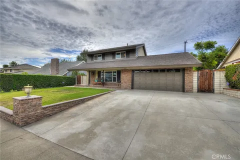 327 Pomelo Avenue, Brea, CA MLS: PW25029762