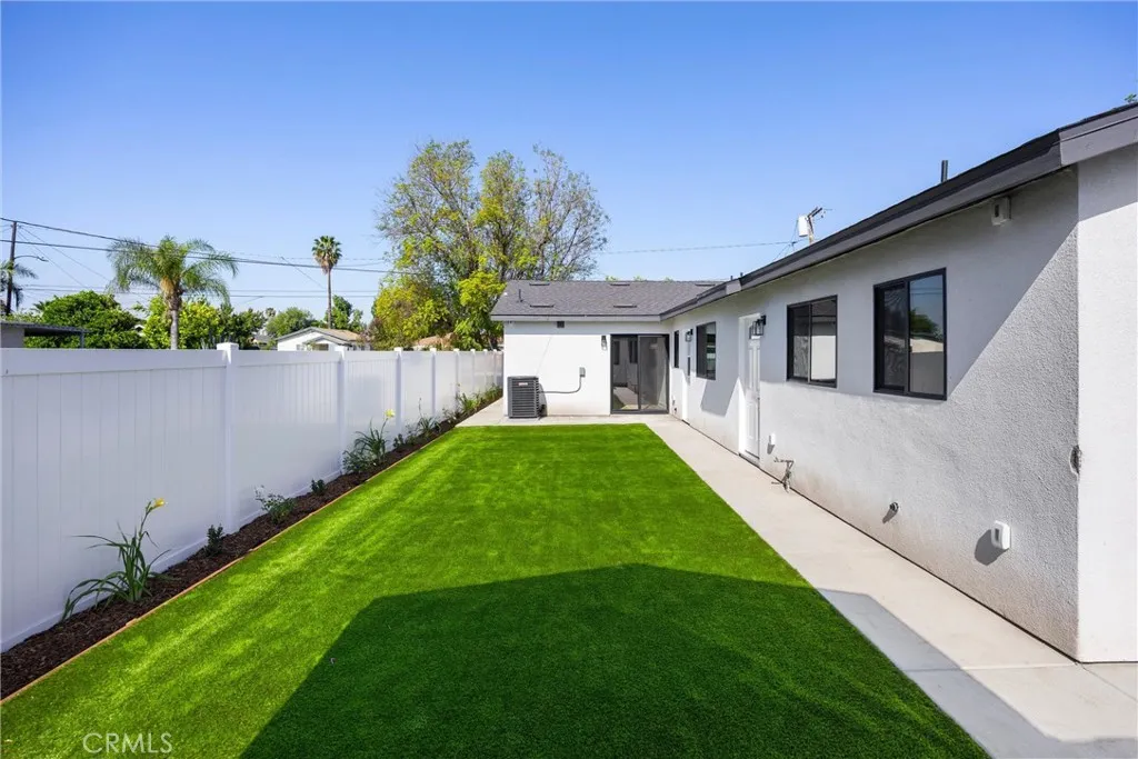 Additional image 72 of 871 N. Perris St N, San Bernardino, CA 92411