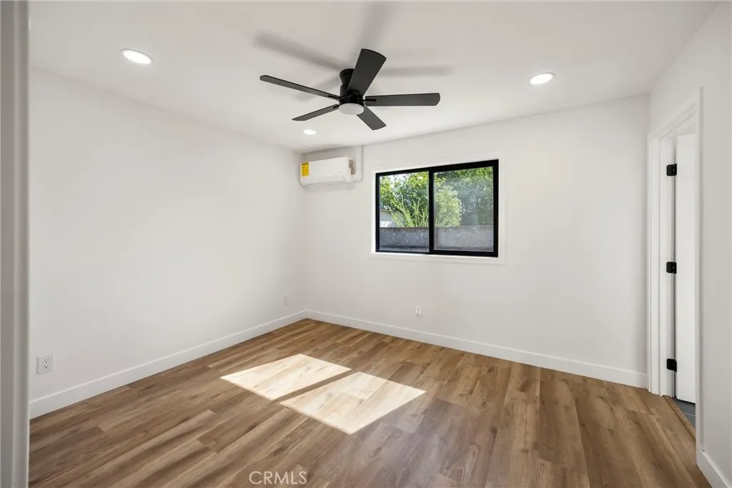Additional image 116 of 871 N. Perris St N, San Bernardino, CA 92411