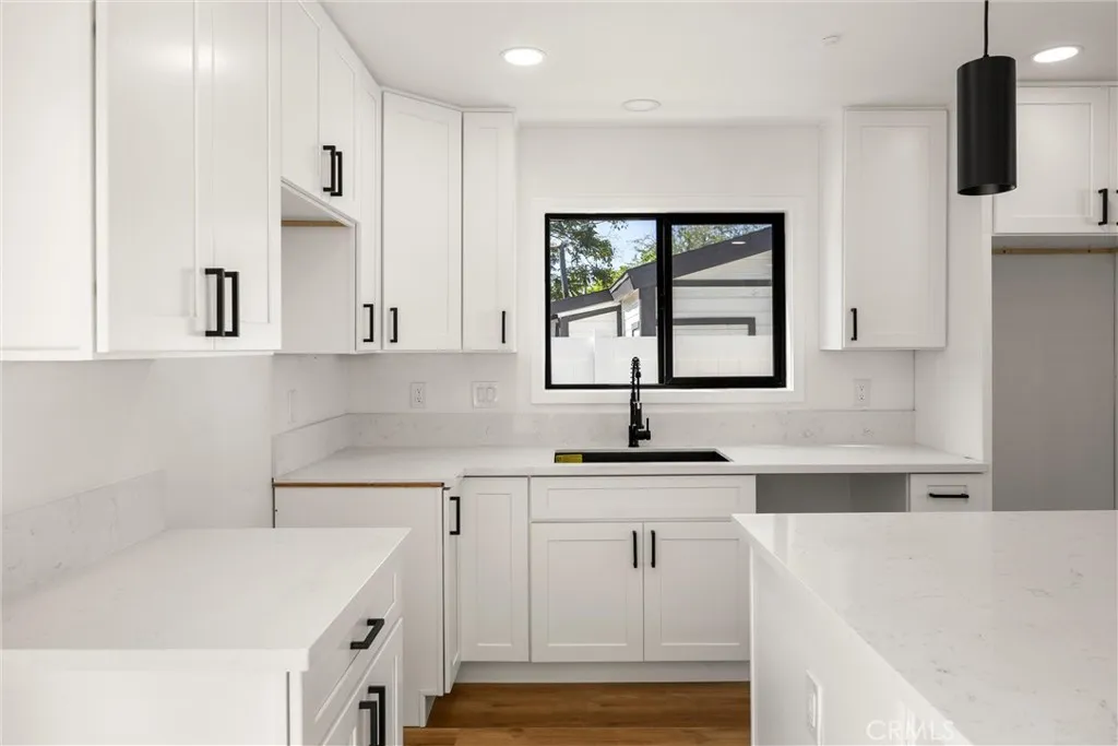 Additional image 41 of 871 N. Perris St N, San Bernardino, CA 92411