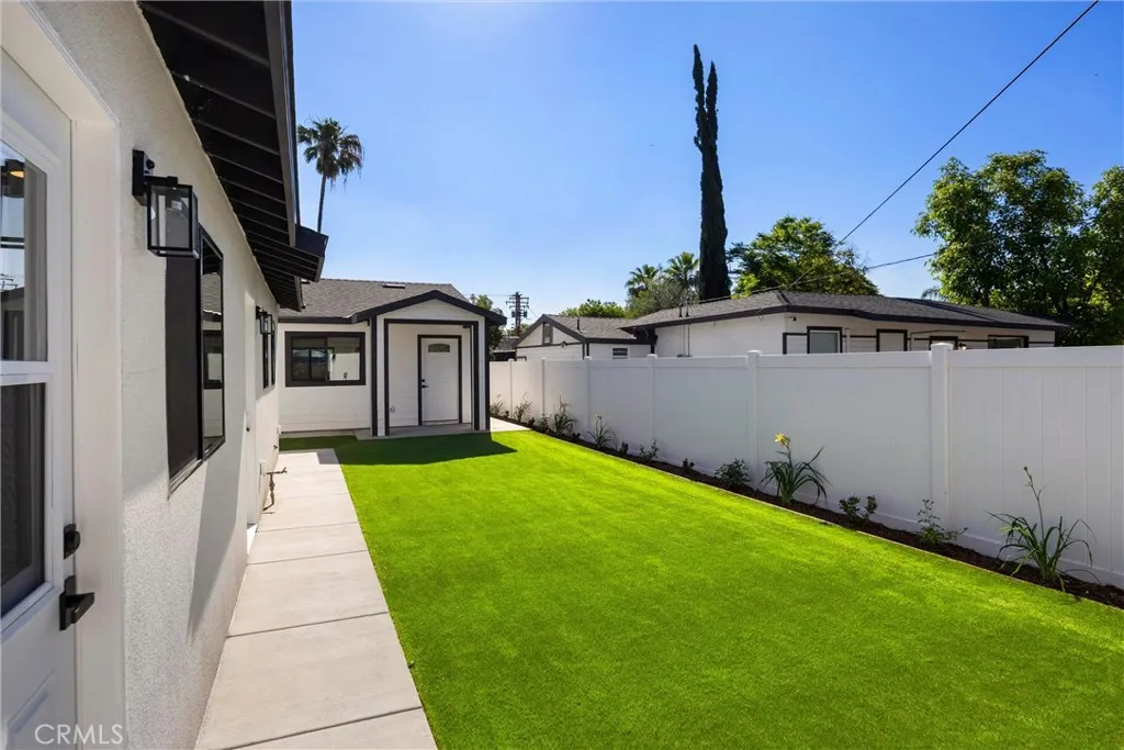Additional image 69 of 871 N. Perris St N, San Bernardino, CA 92411