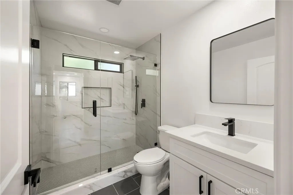 Additional image 125 of 871 N. Perris St N, San Bernardino, CA 92411