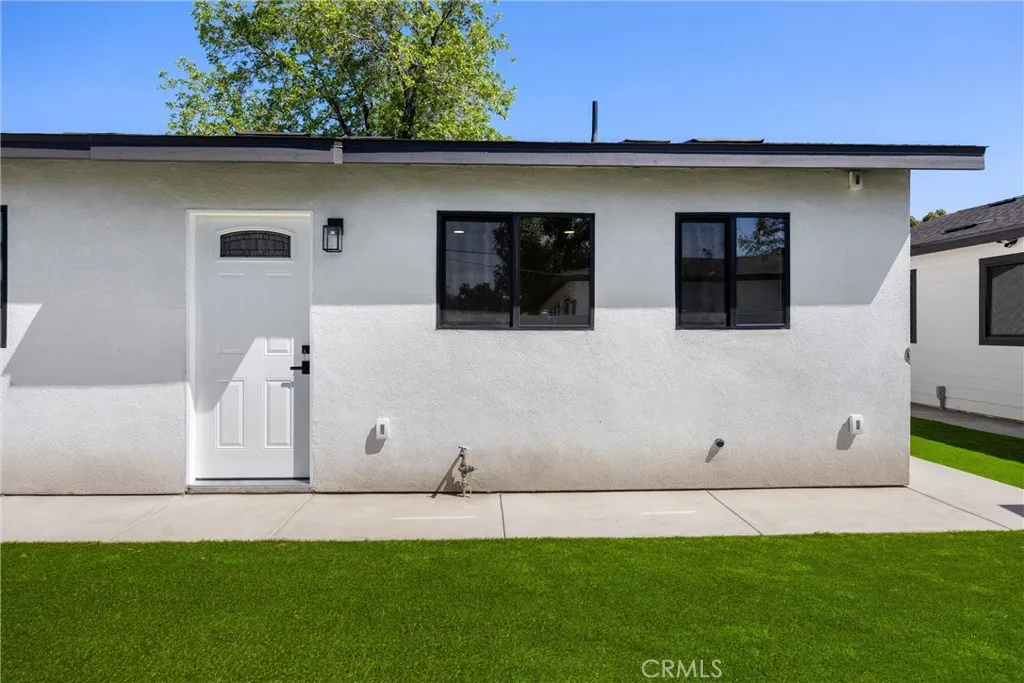 Additional image 10 of 871 N. Perris St N, San Bernardino, CA 92411