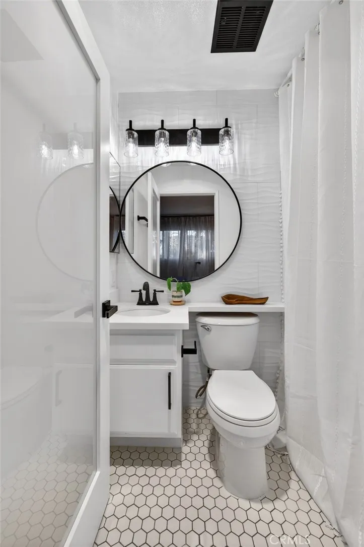 Additional image 48 of 2500 Abbot Kinney Boulevard Unit 9, Venice, CA 90291