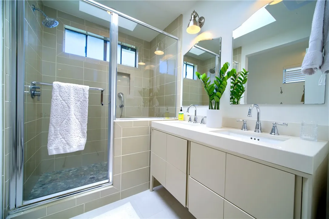 Additional image 46 of 1919 Carnegie Ln Unit C, Redondo Beach, CA 90278