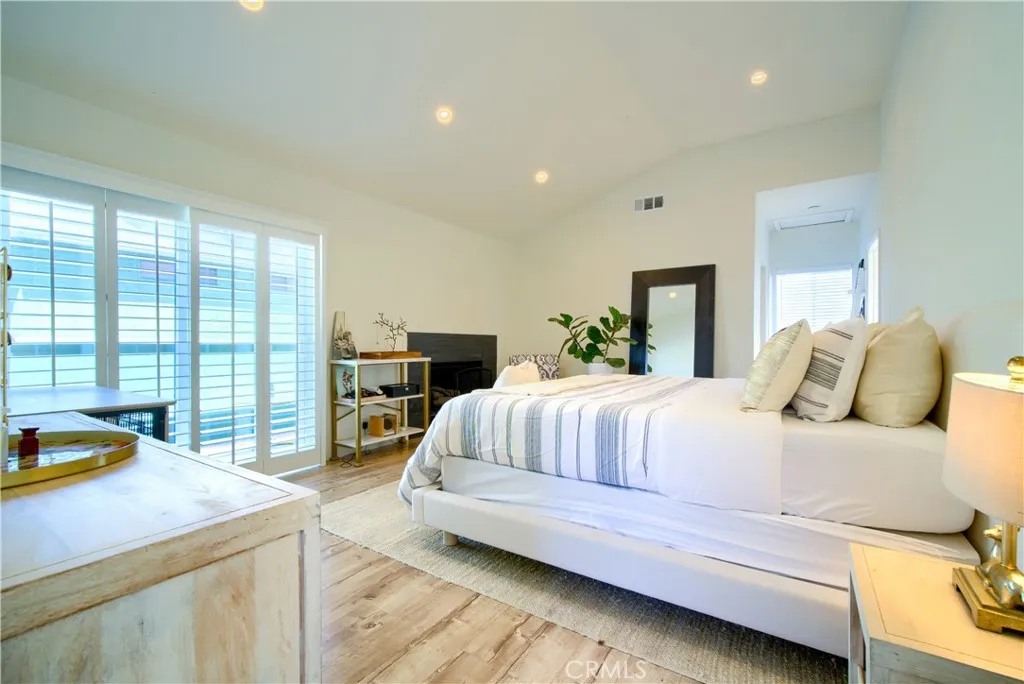 Additional image 12 of 1919 Carnegie Ln Unit C, Redondo Beach, CA 90278