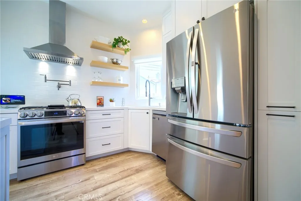 Additional image 4 of 1919 Carnegie Ln Unit C, Redondo Beach, CA 90278