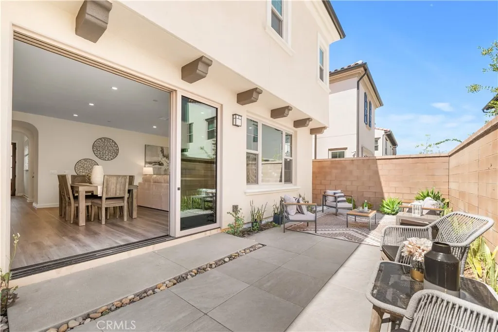 Additional image 97 of 114 Bouquet, Irvine, CA 92618