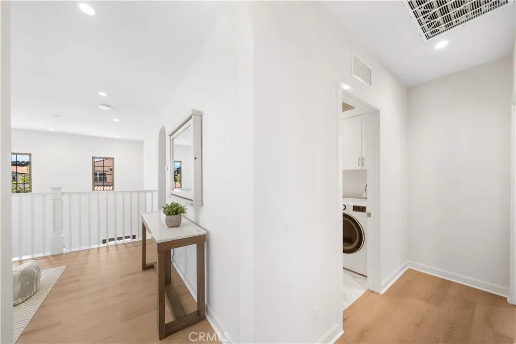 Additional image 110 of 114 Bouquet, Irvine, CA 92618