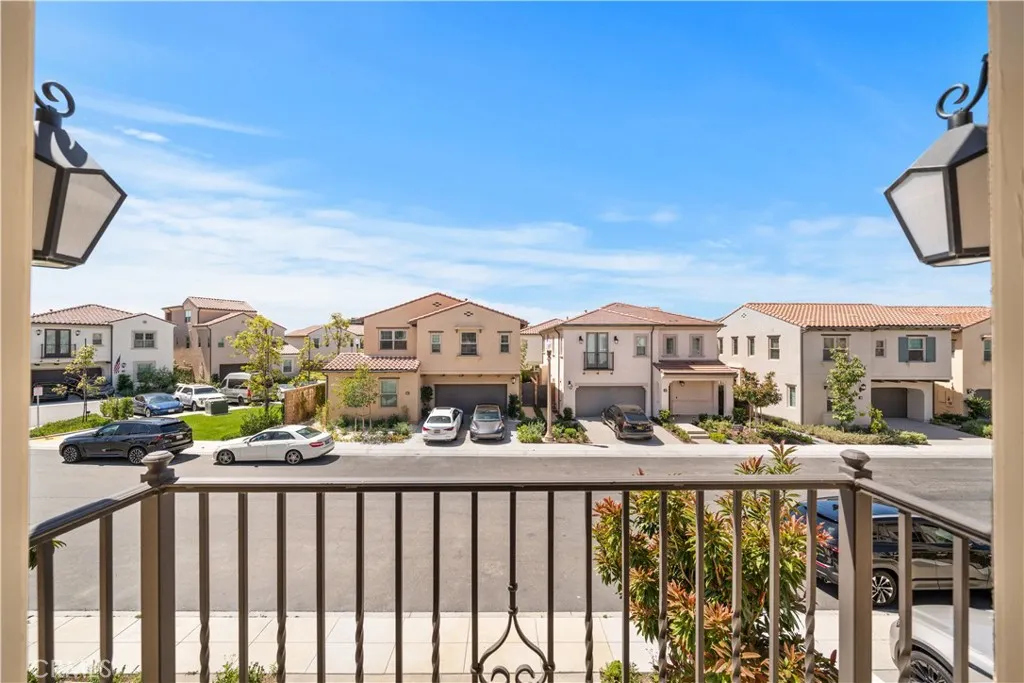 Additional image 105 of 114 Bouquet, Irvine, CA 92618