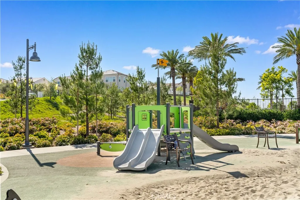 Additional image 70 of 114 Bouquet, Irvine, CA 92618