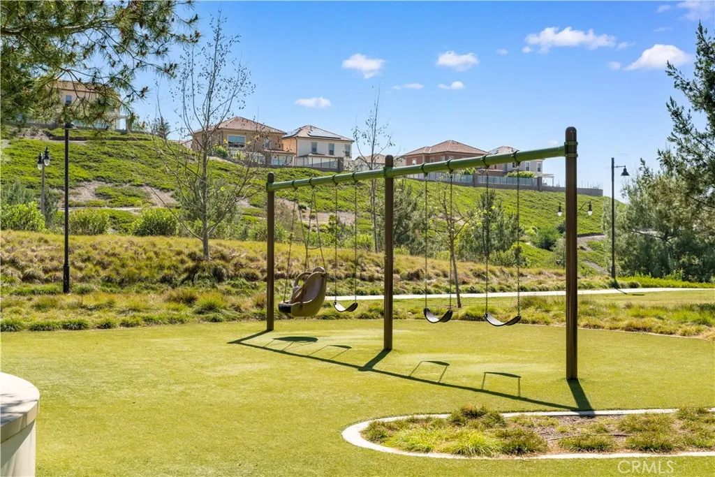 Additional image 57 of 114 Bouquet, Irvine, CA 92618