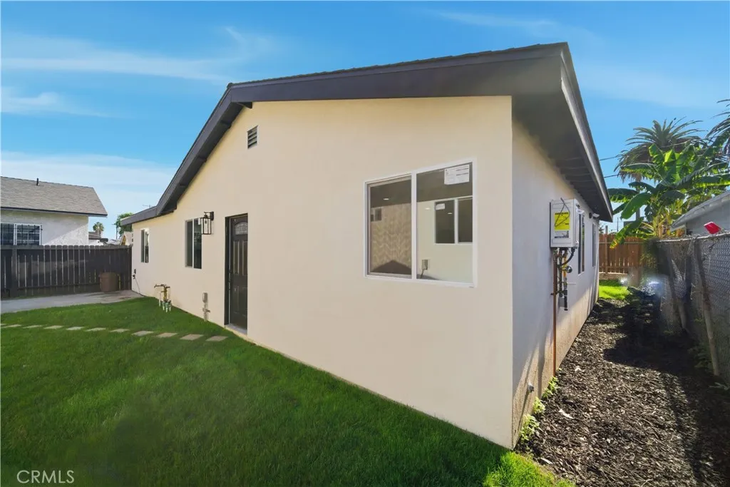 Additional image 3 of 1106 W 74th Street, Los Angeles, CA 90044