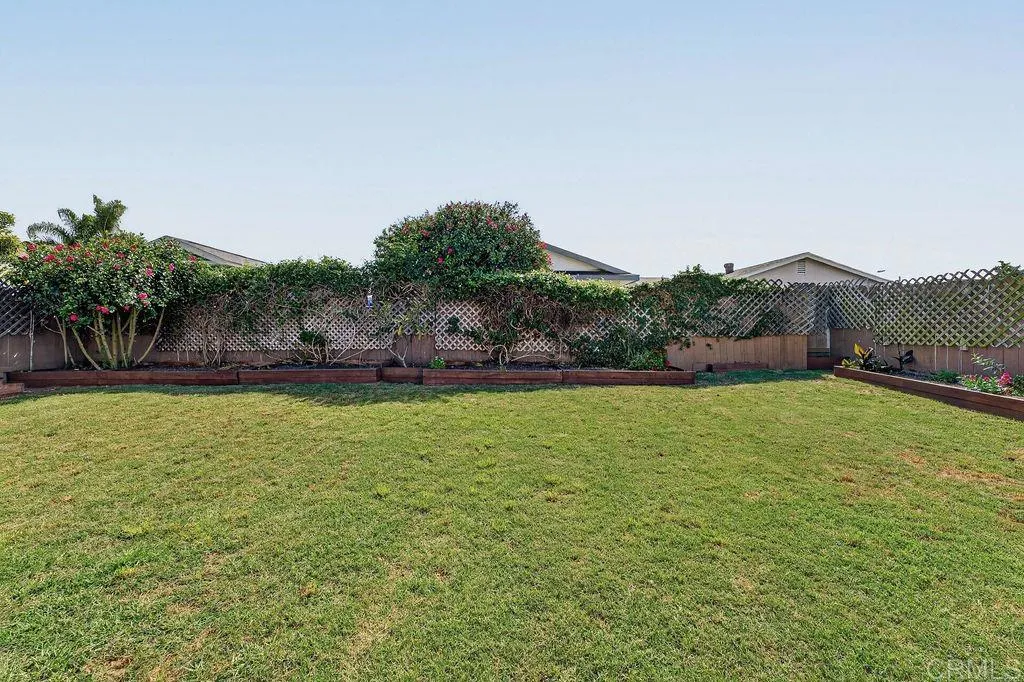 Additional image 97 of 10943 Martinique Way, San Diego, CA 92126