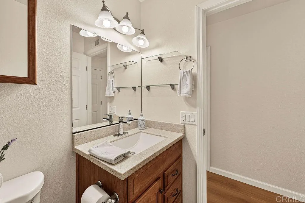 Additional image 78 of 10943 Martinique Way, San Diego, CA 92126