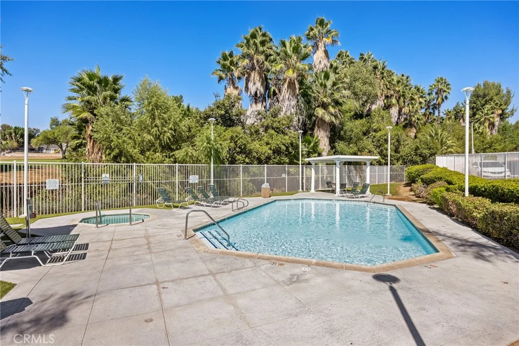 5561 El Palomino Dr, Riverside, CA 92509