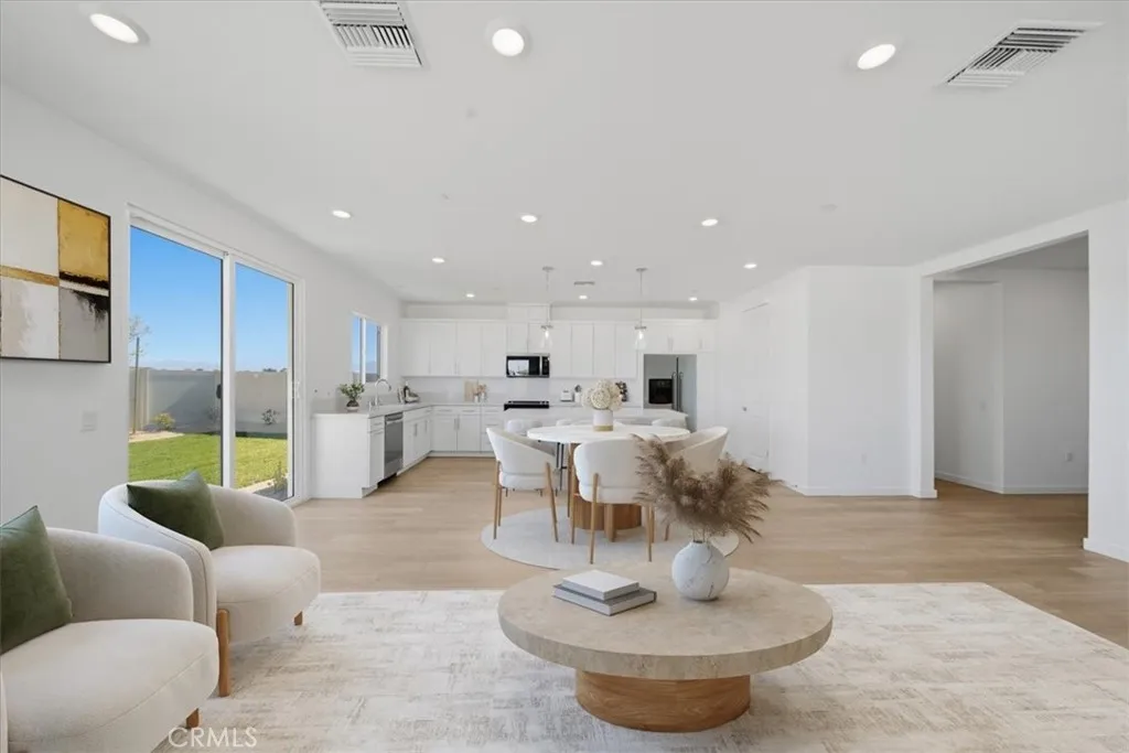 Additional image 26 of 3265 E Avenue J-4, Lancaster, CA 93535