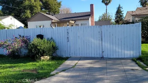 15142 Sylvan Street, Van Nuys, CA MLS: SR25071125