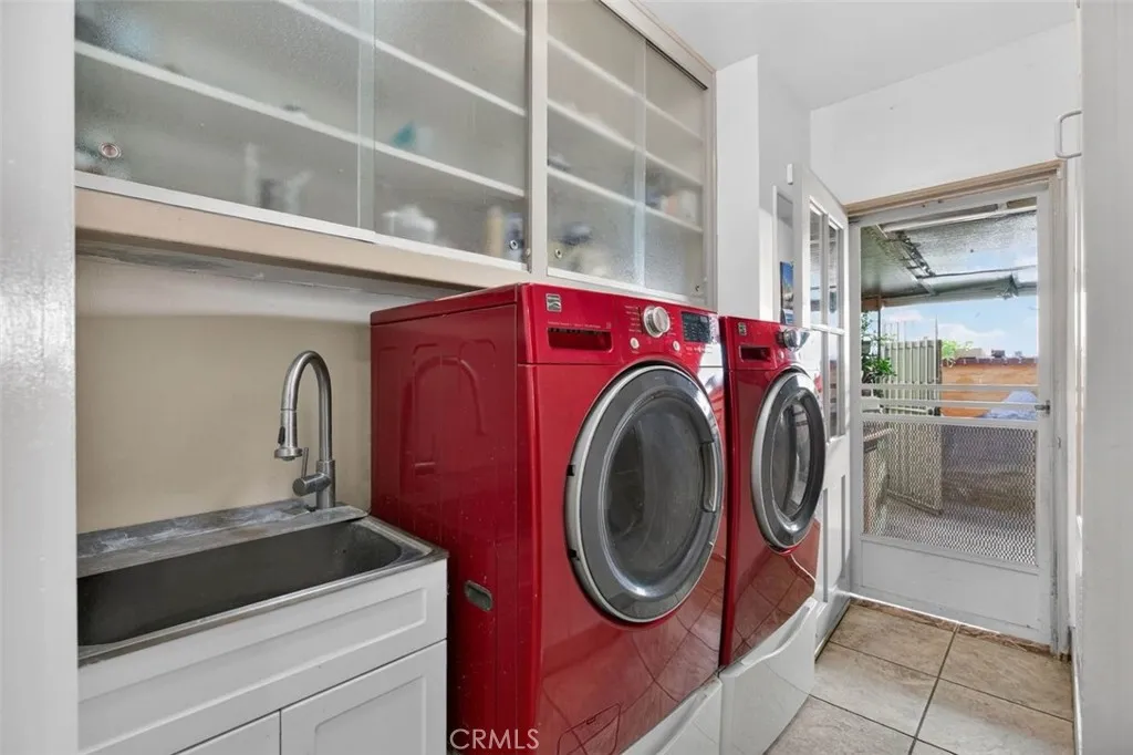 Additional image 23 of 820 S Kenneth, Burbank, CA 91501