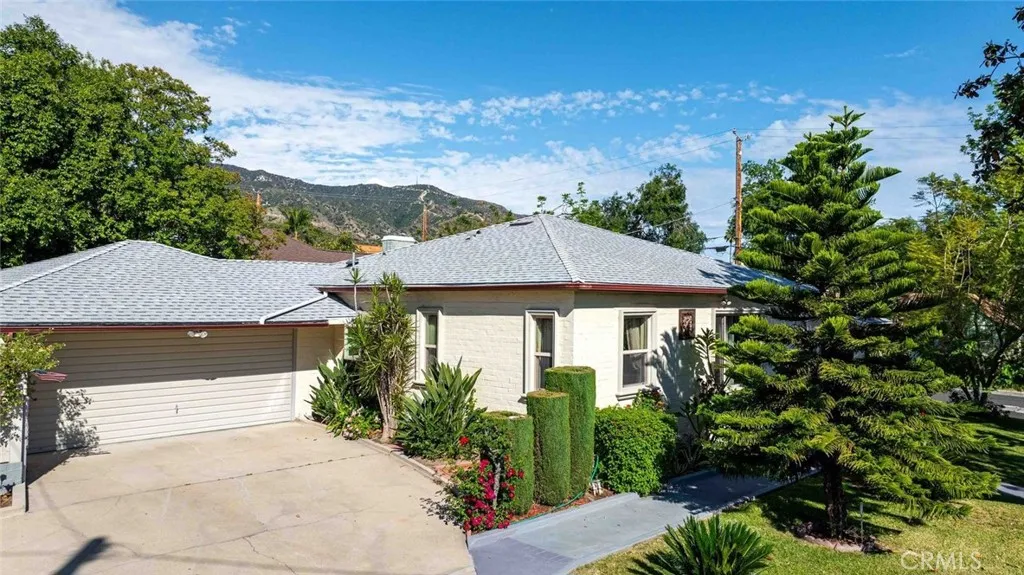 820 S Kenneth, Burbank, CA 91501