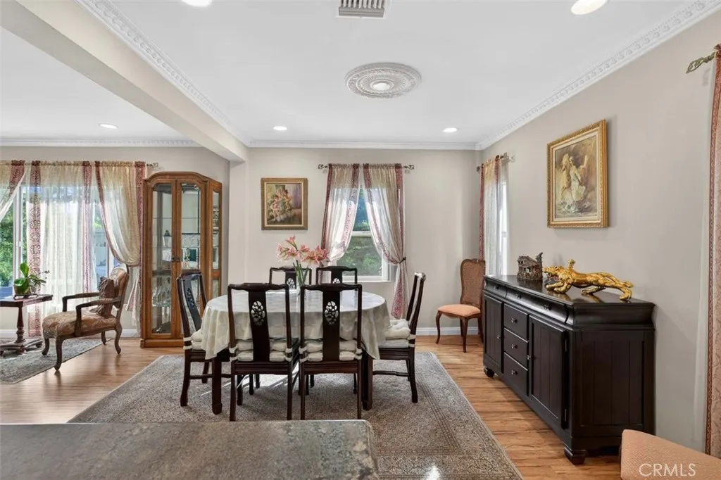 Additional image 11 of 820 S Kenneth, Burbank, CA 91501