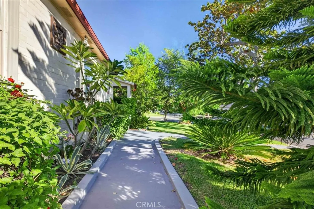 Additional image 34 of 820 S Kenneth, Burbank, CA 91501