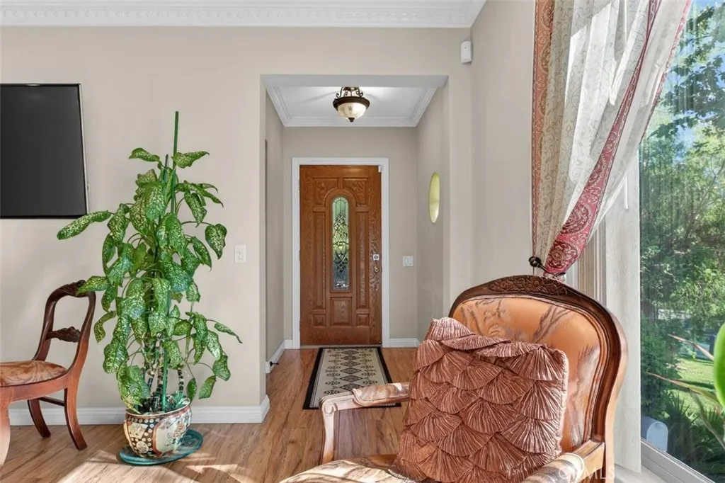 Additional image 46 of 820 S Kenneth, Burbank, CA 91501