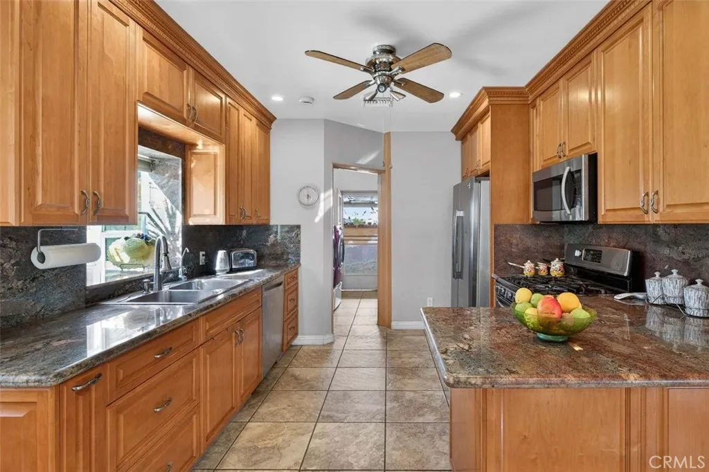 Additional image 56 of 820 S Kenneth, Burbank, CA 91501