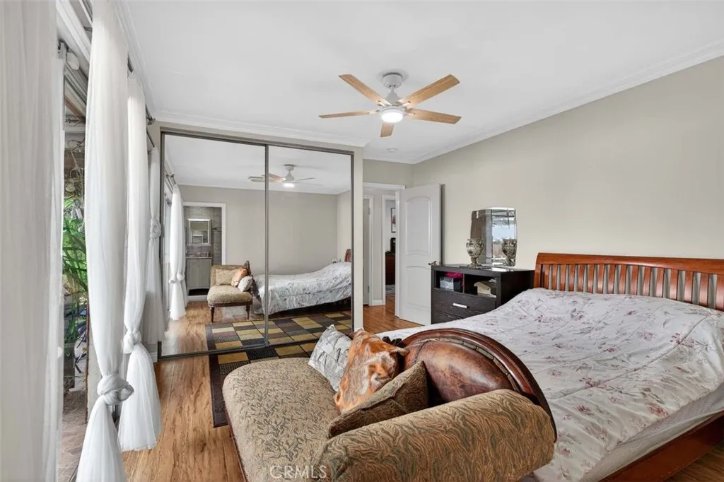 Additional image 22 of 820 S Kenneth, Burbank, CA 91501