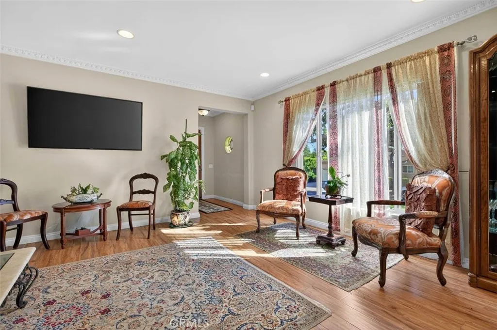 Additional image 53 of 820 S Kenneth, Burbank, CA 91501