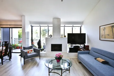 270 Cagney Lane Unit 301, Newport Beach, CA MLS: PW25085130