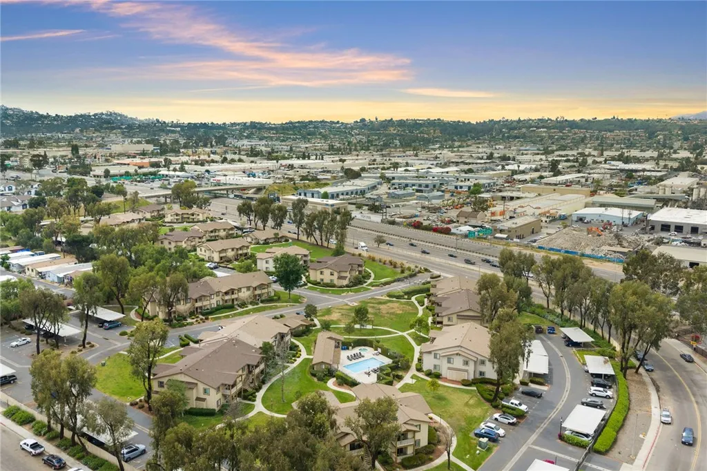 1423 Graves Ave Unit 222, El Cajon, CA 92021