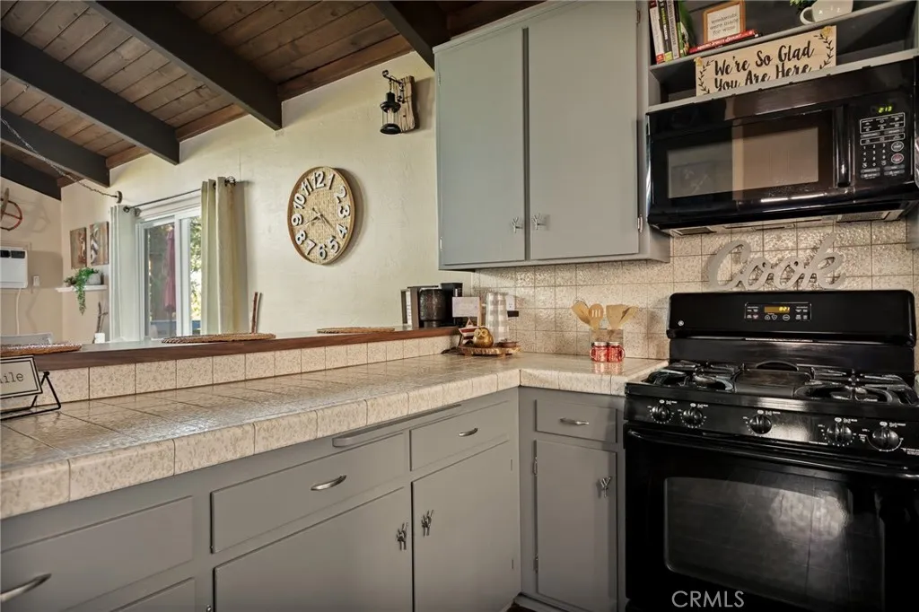 Additional image 12 of 24096 Altdorf Dr, Crestline, CA 92325