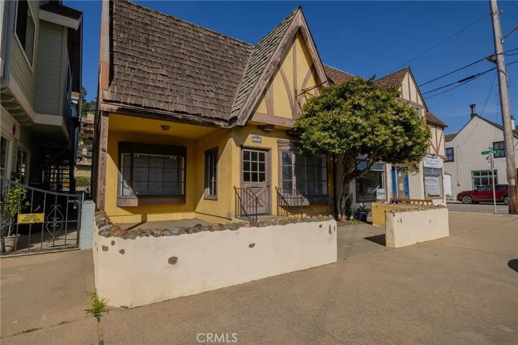Additional image 3 of 739 Main St, Cambria, CA 93428