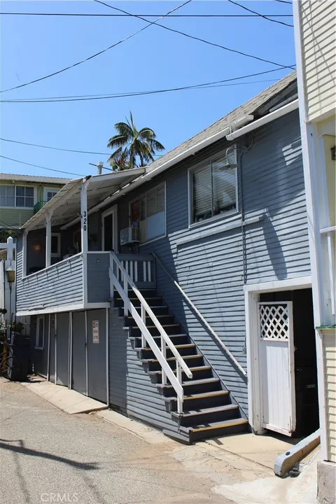 320 Metropole Avenue Unit C, Avalon, CA MLS: OC25092274