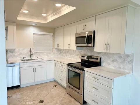 3110 Via Serena S Unit D, Laguna Woods, CA MLS: OC25057796