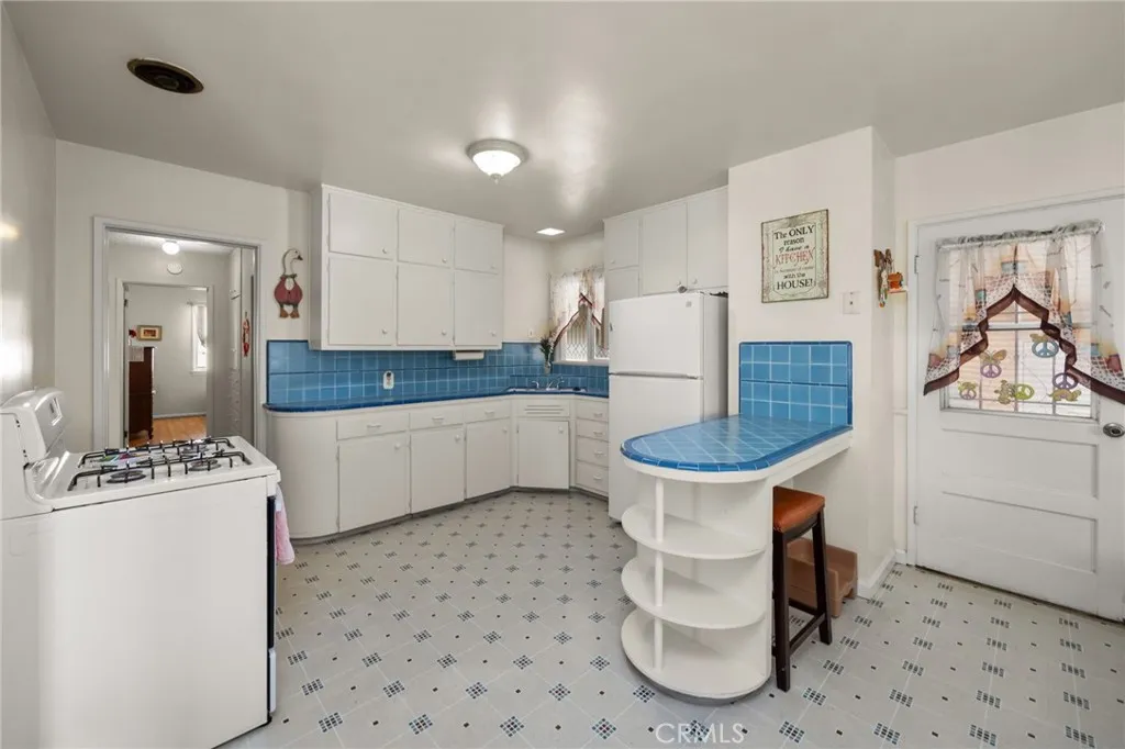 Additional image 34 of 428 S Campus, Upland, CA 91786