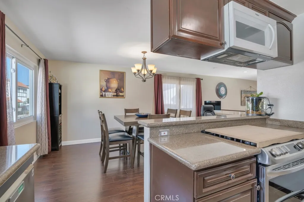 Additional image 12 of 10030 Owensmouth Avenue Unit 59, Chatsworth, CA 91311