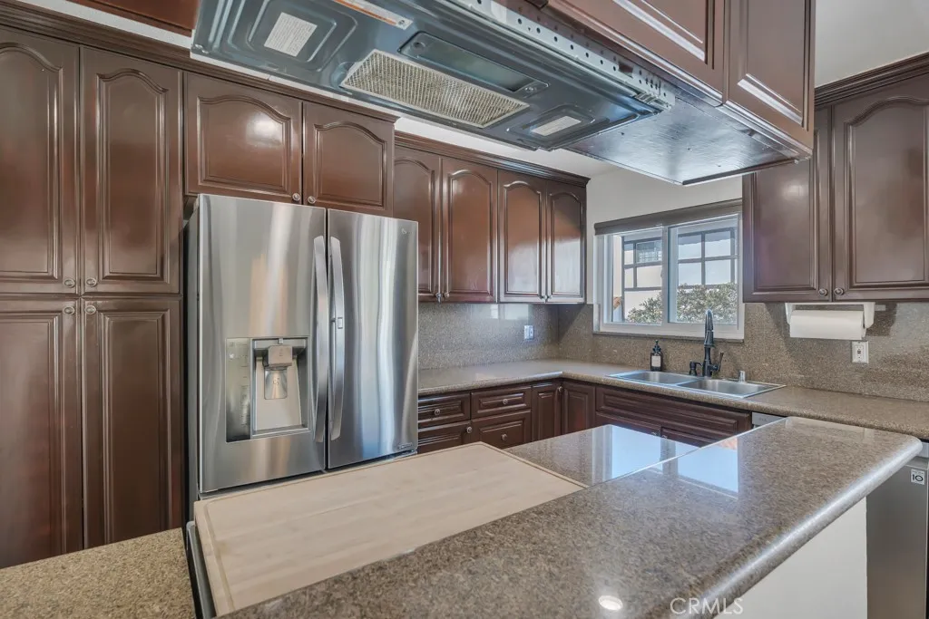 Additional image 54 of 10030 Owensmouth Avenue Unit 59, Chatsworth, CA 91311