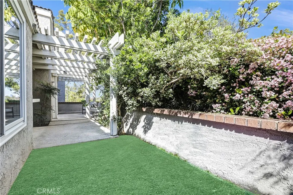 17 Valley View Vw, Irvine, CA 92612