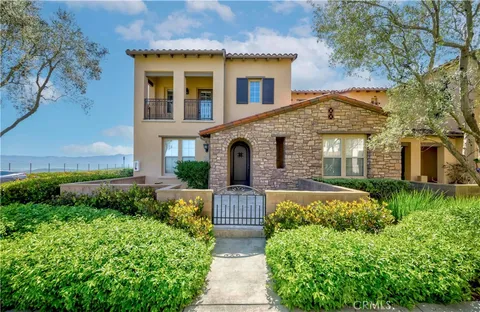 32 Talmont, Newport Coast, CA MLS: PW25107856