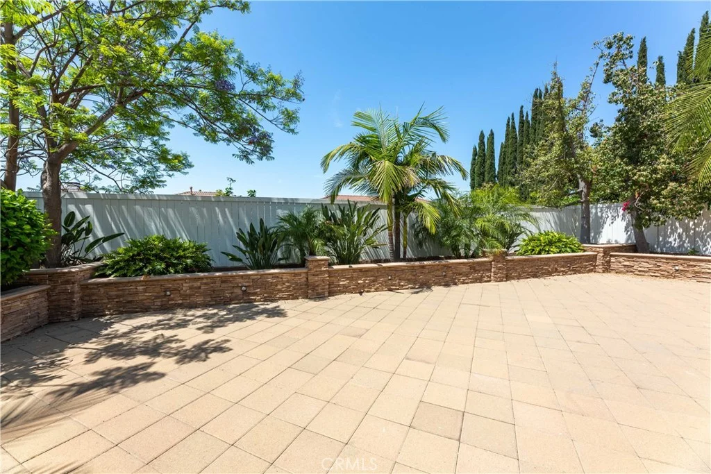 14 Monument Pl, Irvine, CA 92602